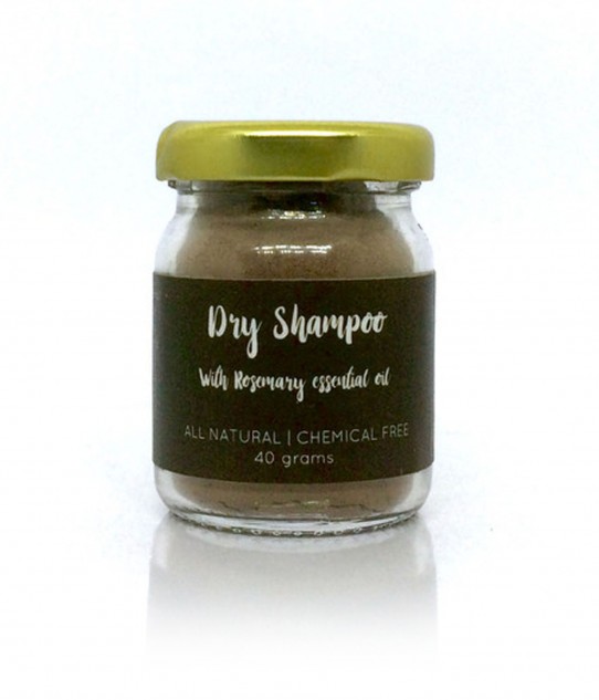 Natural rosemary dry shampoo